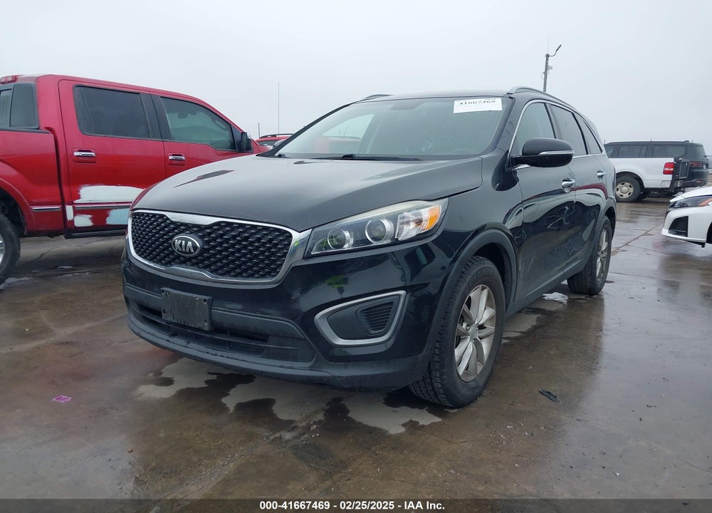 2016 KIA SORENTO 2.4L LX VIN: 5XYPG4A38GG146256
