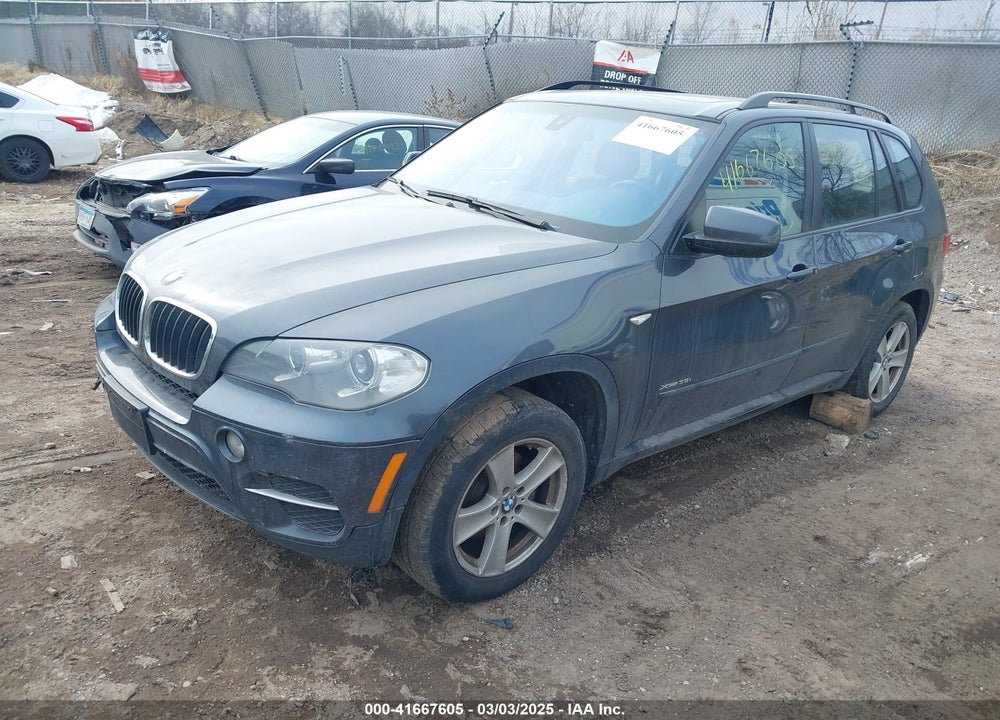 2013 BMW X5 XDRIVE35I/XDRIVE35I PREMIUM/XDRIVE35I SPORT ACTIVITY VIN: 5UXZV4C50D0B03305
