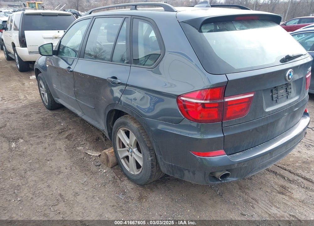 2013 BMW X5 XDRIVE35I/XDRIVE35I PREMIUM/XDRIVE35I SPORT ACTIVITY VIN: 5UXZV4C50D0B03305