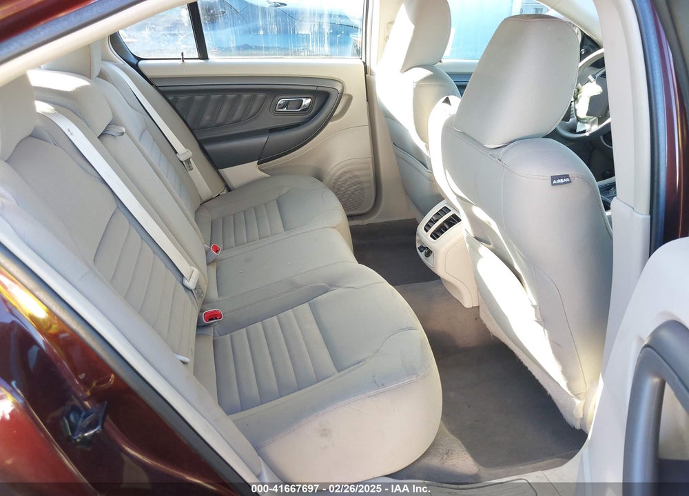 2010 FORD TAURUS VIN: 1FAHP2DW3AG139479