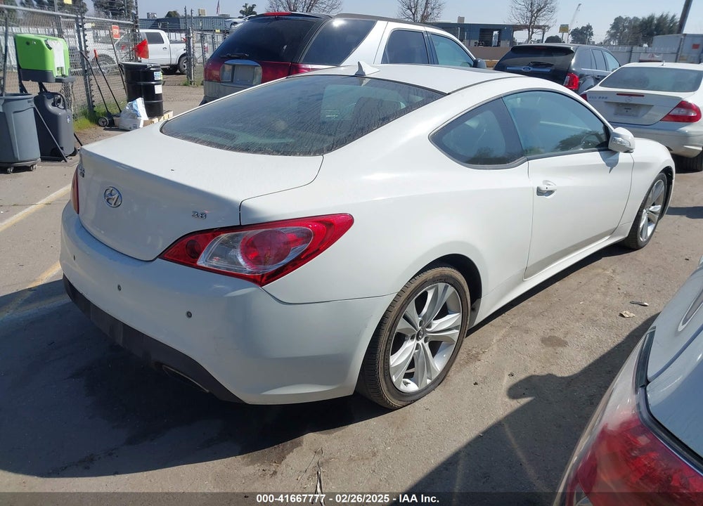 2011 HYUNDAI GENESIS 3.8 GRAND TOURING VIN: KMHHU6KH8BU065294