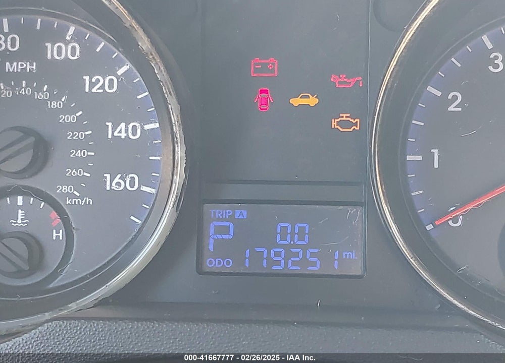 2011 HYUNDAI GENESIS 3.8 GRAND TOURING VIN: KMHHU6KH8BU065294