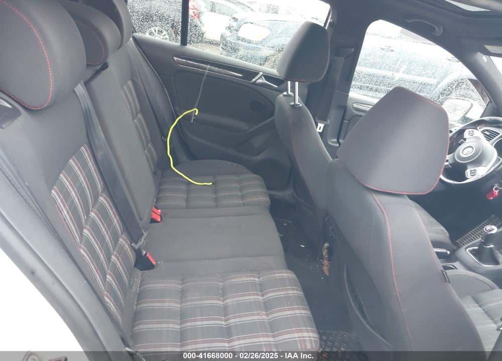 2012 VOLKSWAGEN GTI VIN: WVWGV7AJ0CW047594