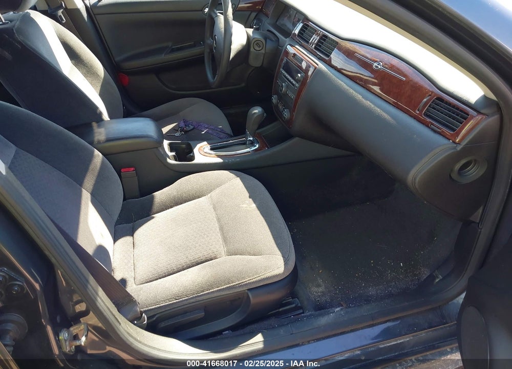 2010 CHEVROLET IMPALA LS VIN: 2G1WA5EK6A1205139