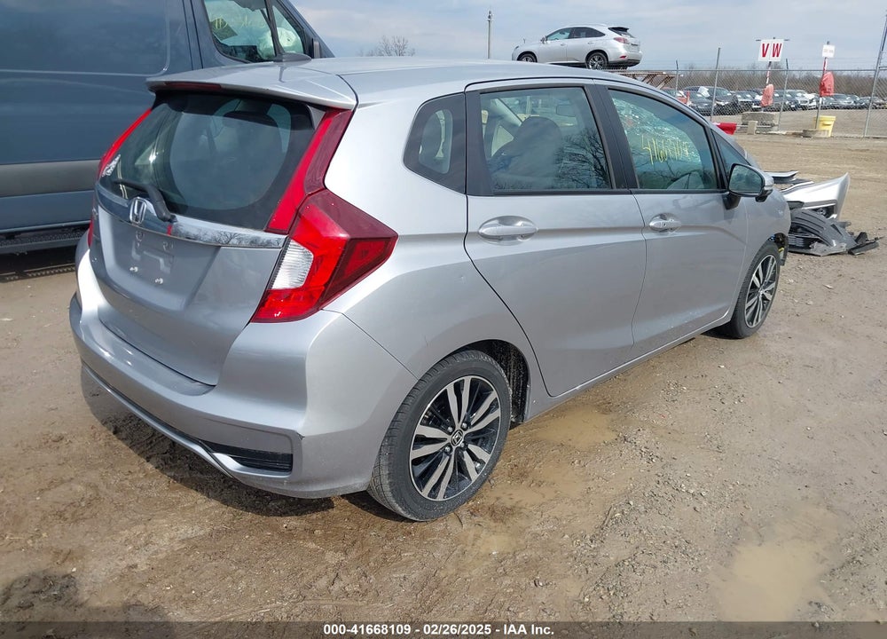 2019 HONDA FIT VIN: 3HGGK5H83KM752082