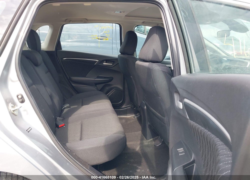 2019 HONDA FIT VIN: 3HGGK5H83KM752082
