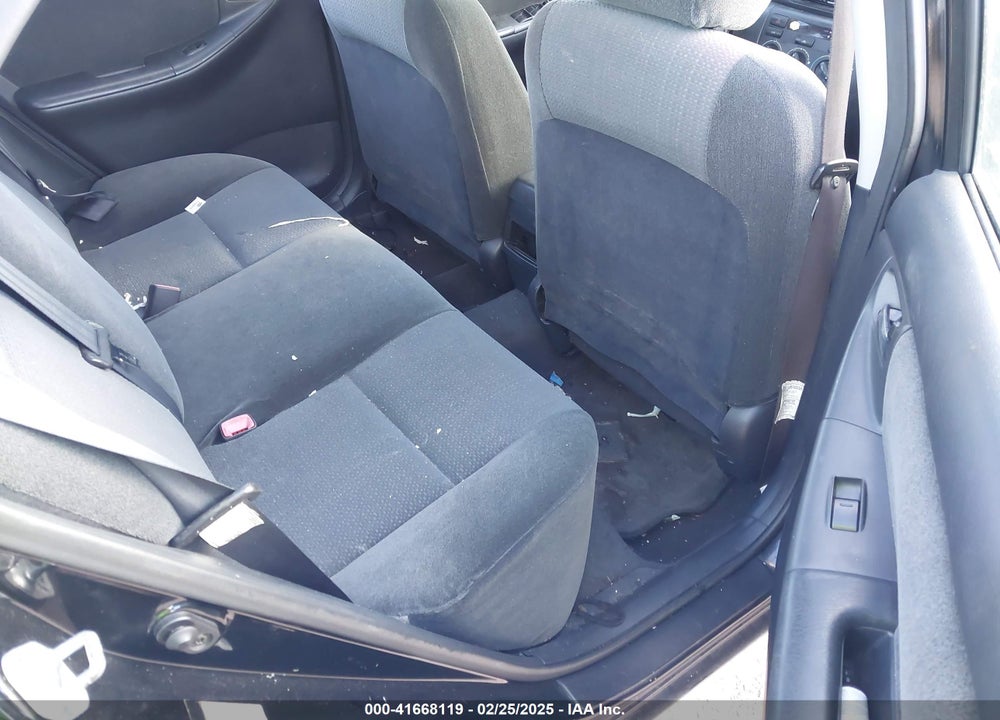 2004 TOYOTA COROLLA S VIN: 2T1BR32E44C226661