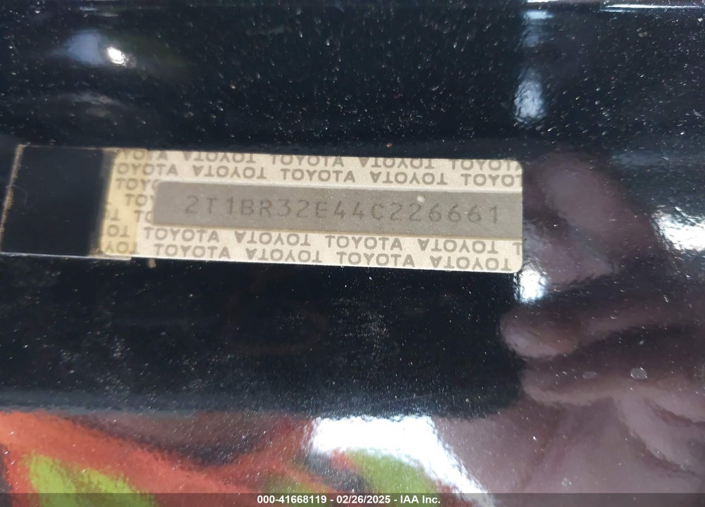 2004 TOYOTA COROLLA S VIN: 2T1BR32E44C226661