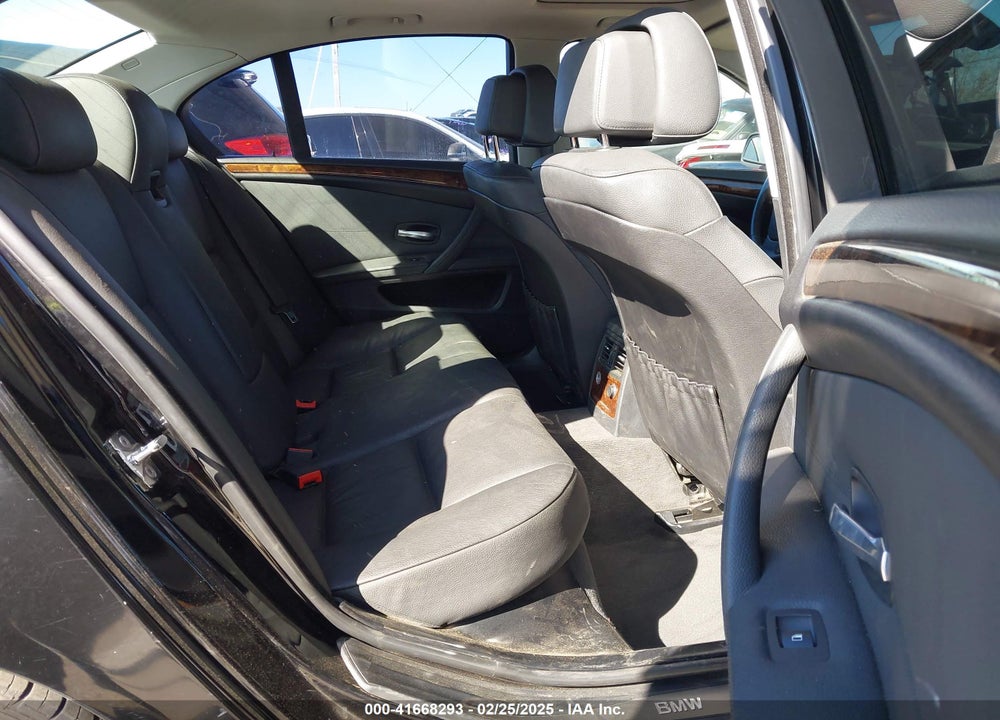 2008 BMW 528I VIN: WBANU53508C110388