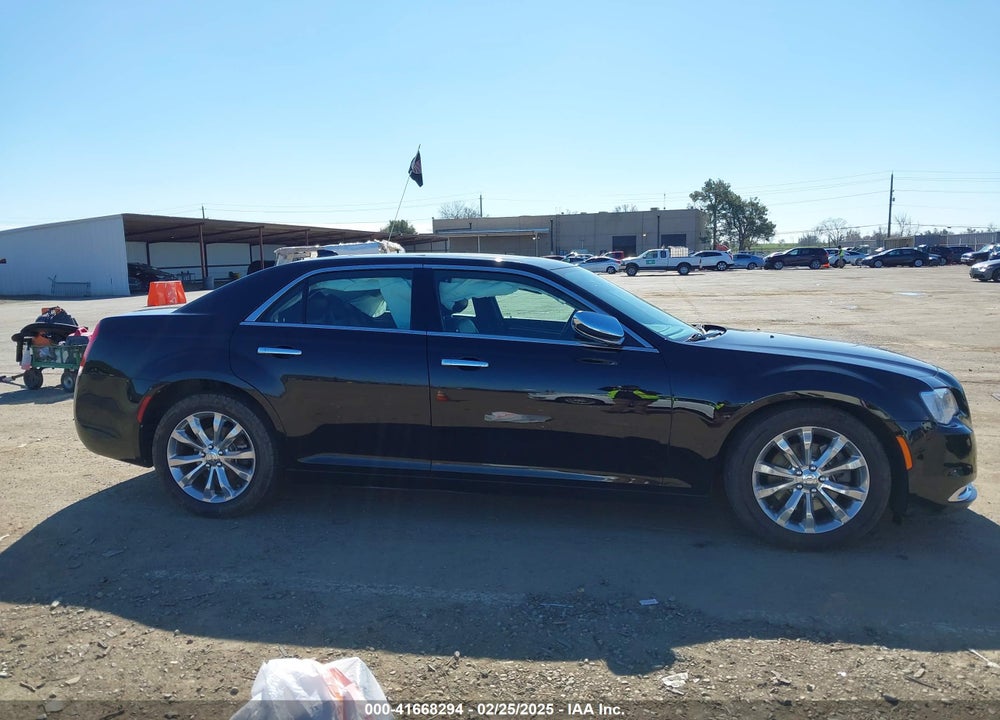 2019 CHRYSLER 300 VIN: 2C3CCAKG8KH610865