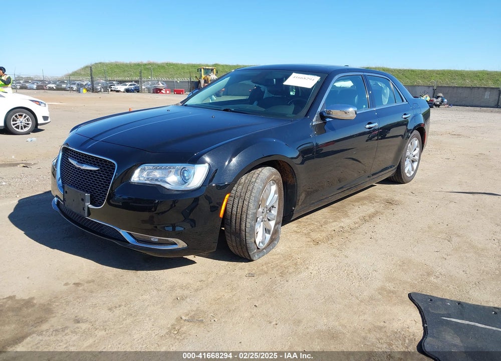 2019 CHRYSLER 300 VIN: 2C3CCAKG8KH610865