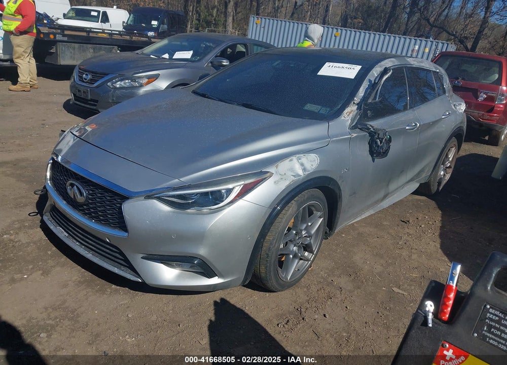 2017 INFINITI QX30 VIN: SJKCH5CP8HA021984