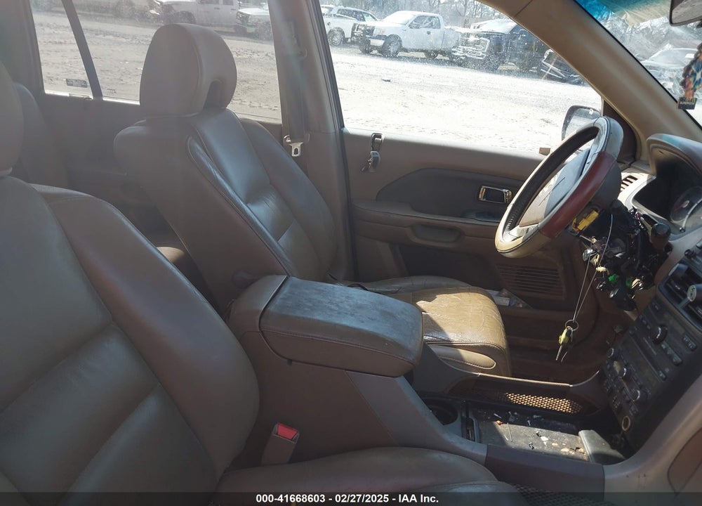 2007 HONDA PILOT EX-L VIN: 5FNYF18747B008204