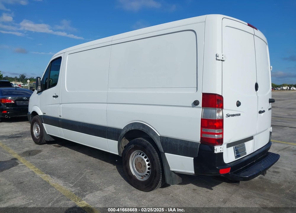 2013 MERCEDES-BENZ SPRINTER 2500 NORMAL ROOF VIN: WD3PE7CC3D5751000