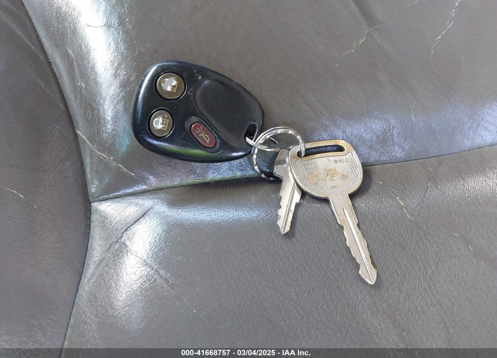 2006 GMC YUKON XL 1500 VIN: 1GKFK16Z16J174957