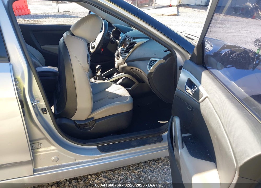 2012 HYUNDAI VELOSTER VIN: KMHTC6AD8CU023009