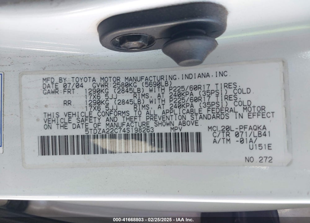 2004 TOYOTA SIENNA XLE VIN: 5TDZA22C74S198263
