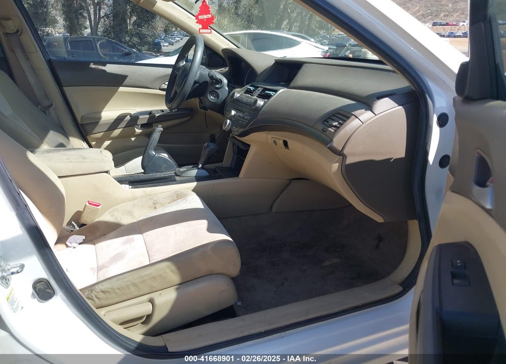2010 HONDA ACCORD 2.4 LX VIN: 1HGCP2F34AA134299