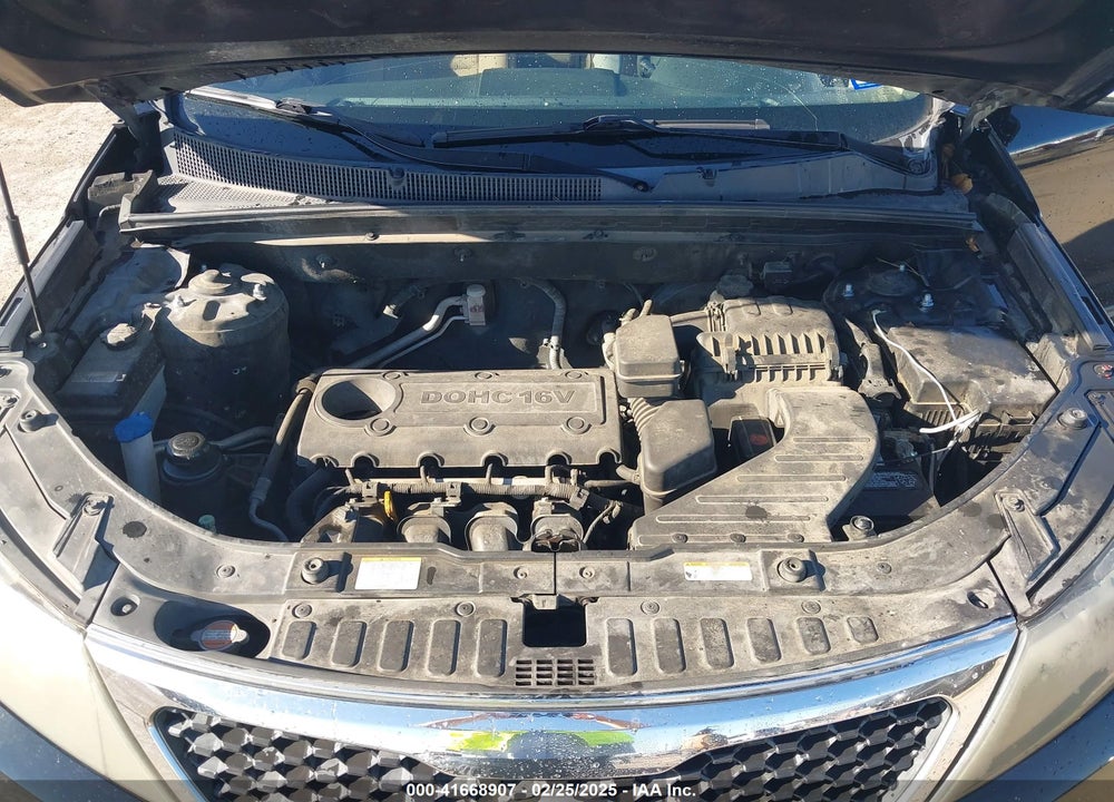 2011 KIA SORENTO VIN: 5XYKT3A13BG038697