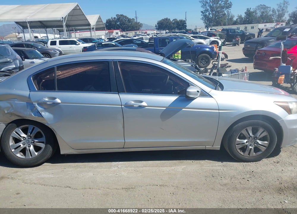 2011 HONDA ACCORD VIN: 1HGCP2F60BA054011