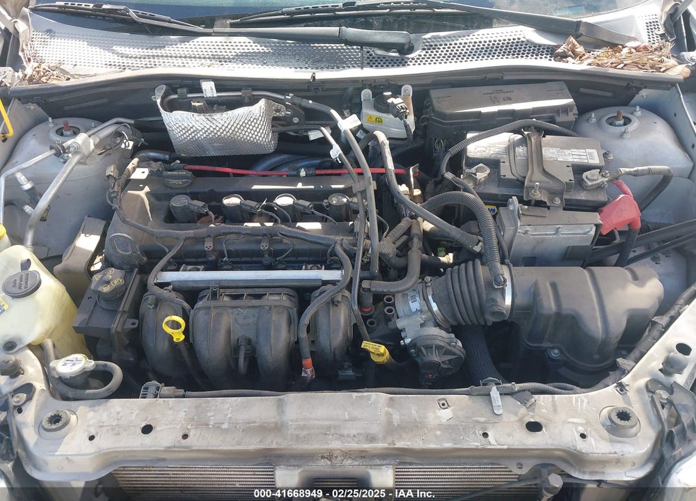 2008 FORD FOCUS VIN: 1FAHP33NX8W135881