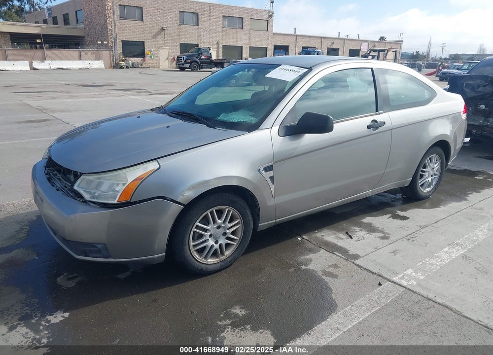 2008 FORD FOCUS VIN: 1FAHP33NX8W135881