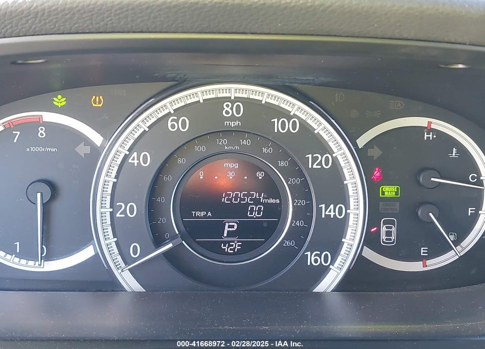 2013 HONDA ACCORD VIN: 1HGCR2F37DA135719