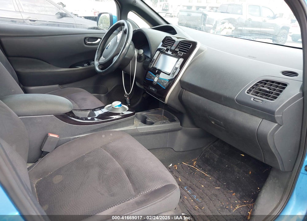 2013 NISSAN LEAF VIN: 1N4AZ0CP8DC413362