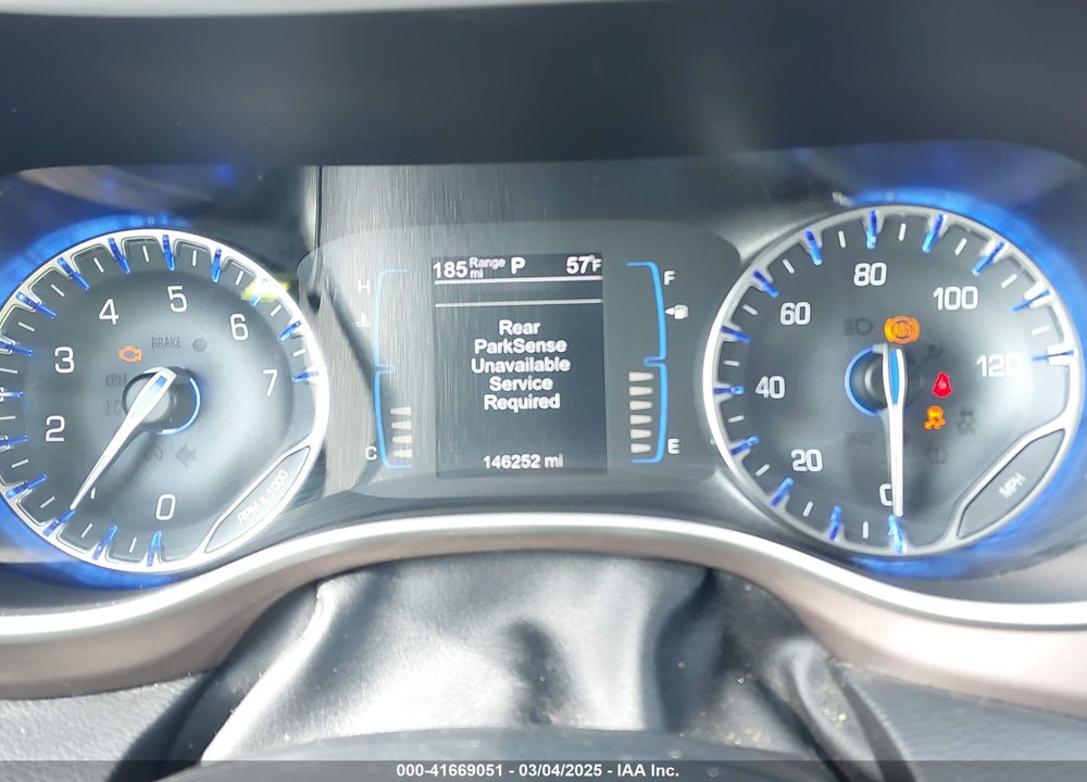 2017 CHRYSLER PACIFICA TOURING L VIN: 2C4RC1BG4HR583382