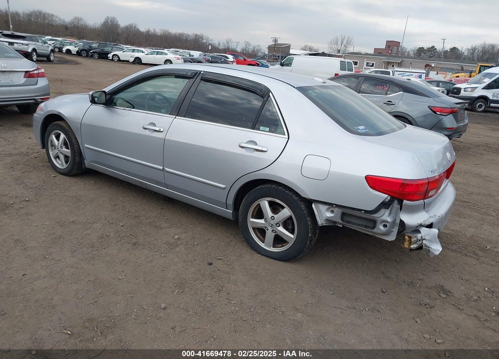 2005 HONDA ACCORD 2.4 EX VIN: 1HGCM56815A021373