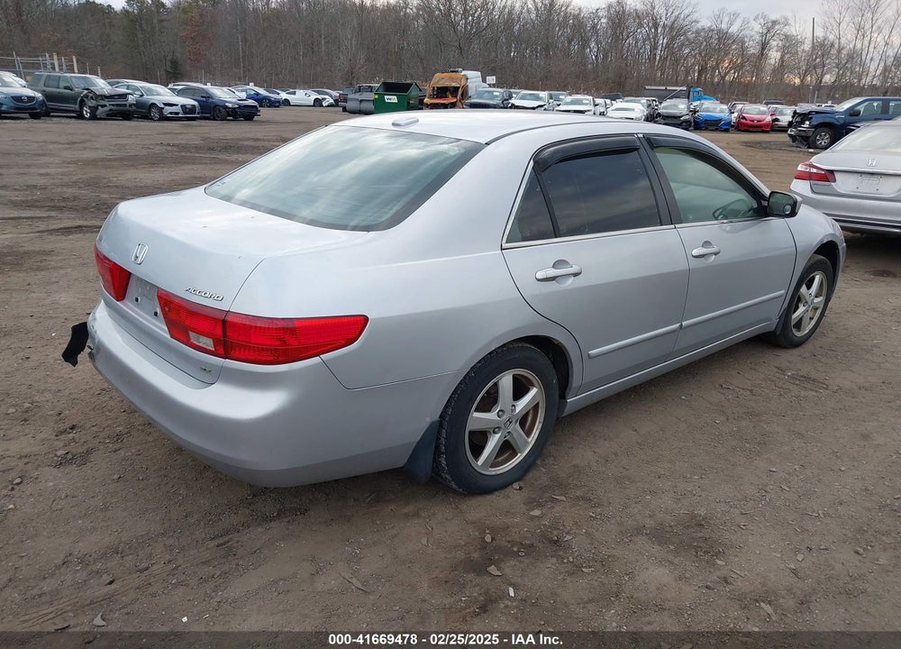 2005 HONDA ACCORD 2.4 EX VIN: 1HGCM56815A021373