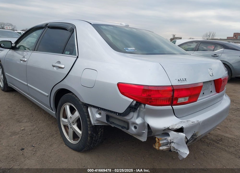 2005 HONDA ACCORD 2.4 EX VIN: 1HGCM56815A021373