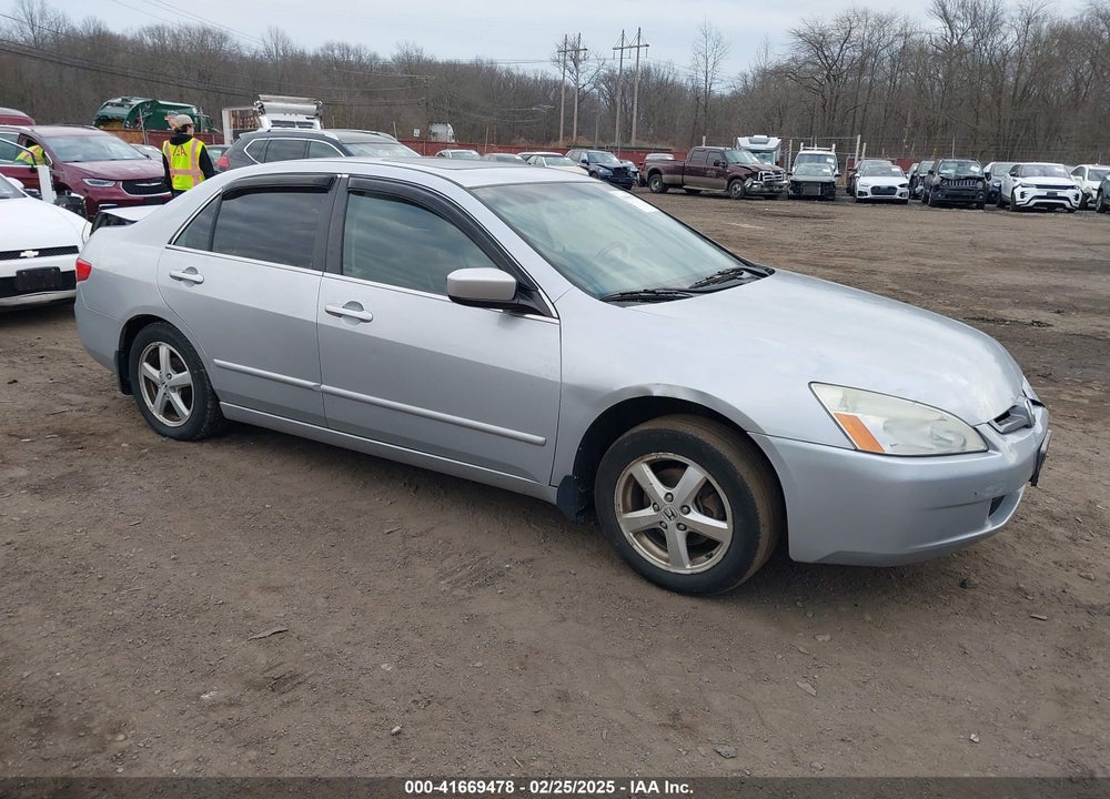 2005 HONDA ACCORD 2.4 EX VIN: 1HGCM56815A021373