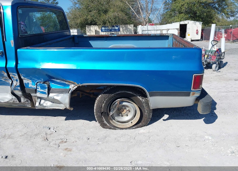 1985 CHEVROLET C10 VIN: 1GCDC14HXFF321340