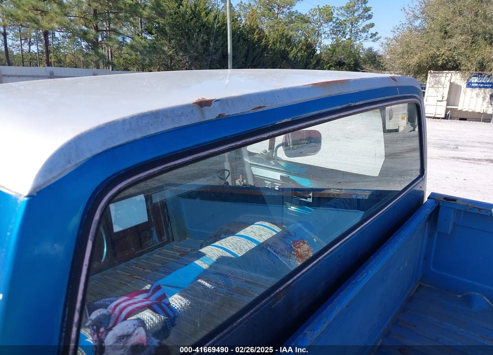 1985 CHEVROLET C10 VIN: 1GCDC14HXFF321340