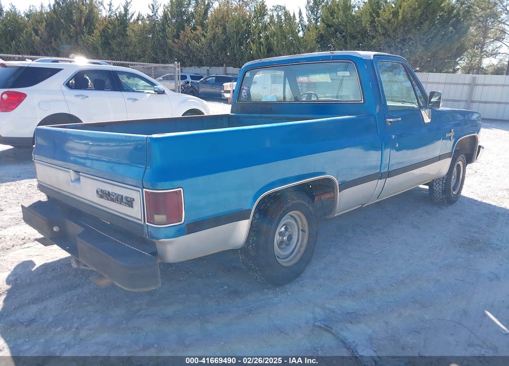 1985 CHEVROLET C10 VIN: 1GCDC14HXFF321340