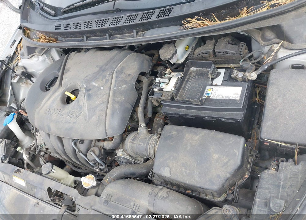 2013 HYUNDAI ELANTRA VIN: 5NPDH4AE1DH186202
