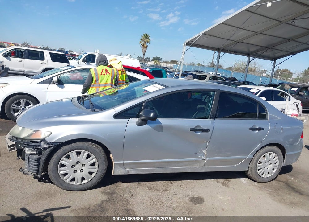2010 HONDA CIVIC VIN: 19XFA1F3XAE025575
