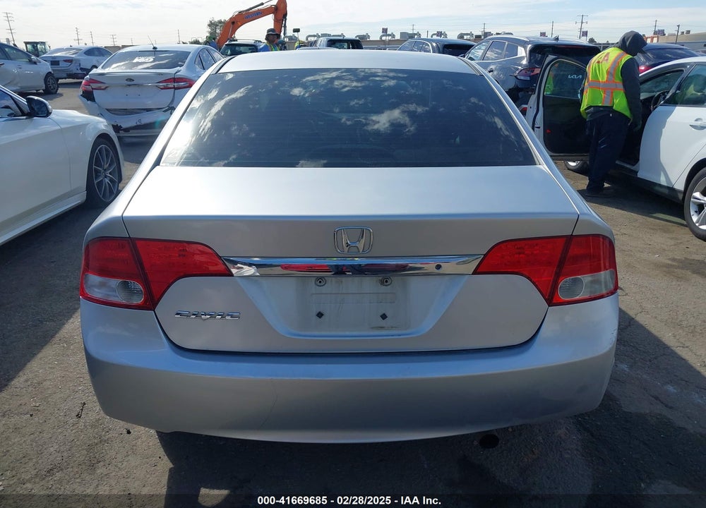 2010 HONDA CIVIC VIN: 19XFA1F3XAE025575