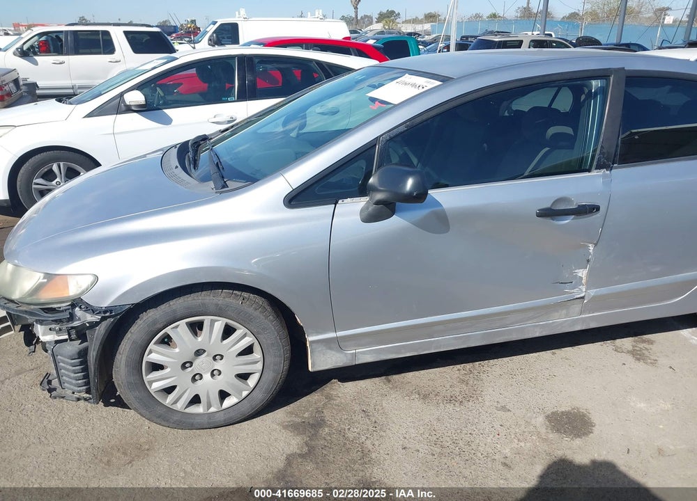 2010 HONDA CIVIC VIN: 19XFA1F3XAE025575