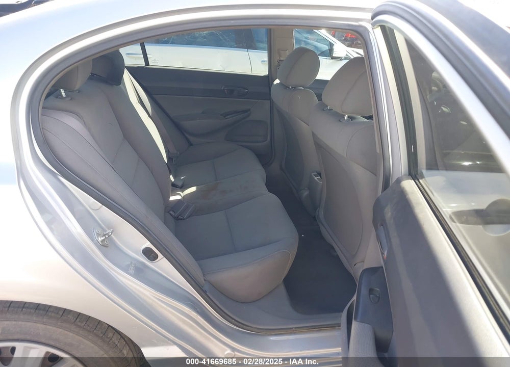 2010 HONDA CIVIC VIN: 19XFA1F3XAE025575