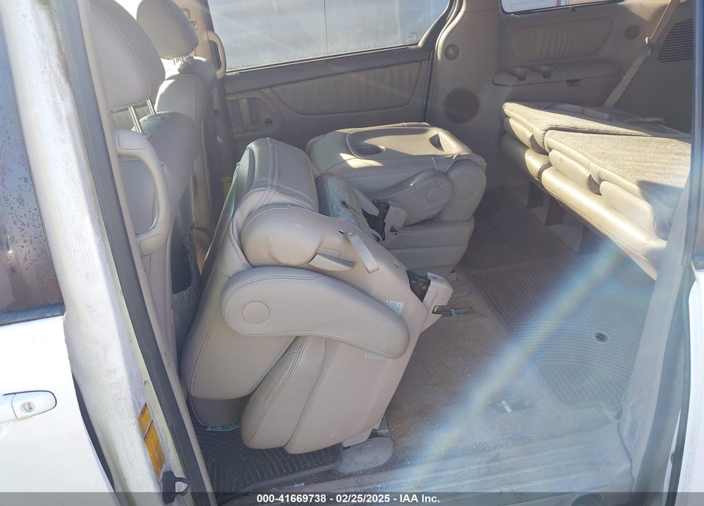 2006 TOYOTA SIENNA XLE LIMITED VIN: 5TDBA22C16S072064