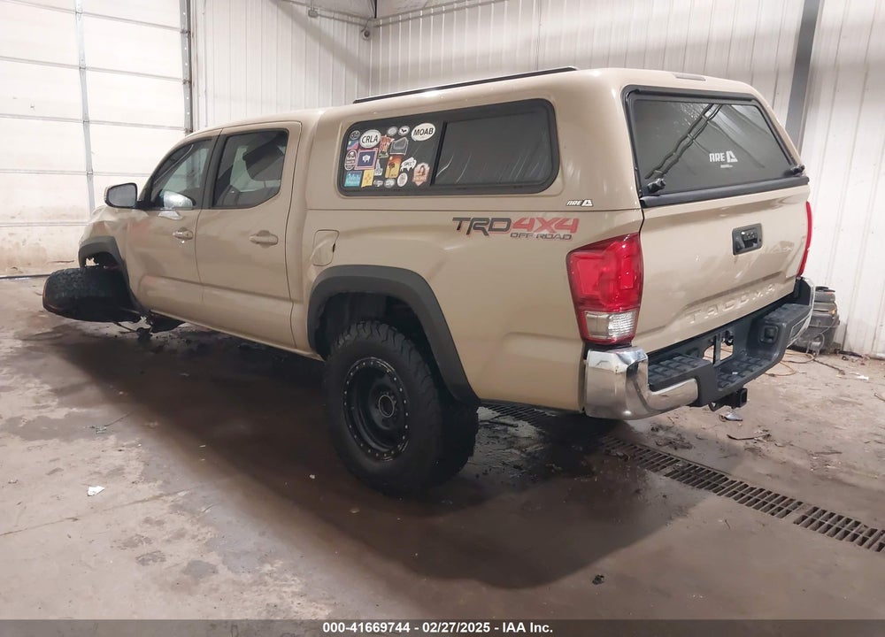 2017 TOYOTA TACOMA VIN: 5TFCZ5AN8HX080001