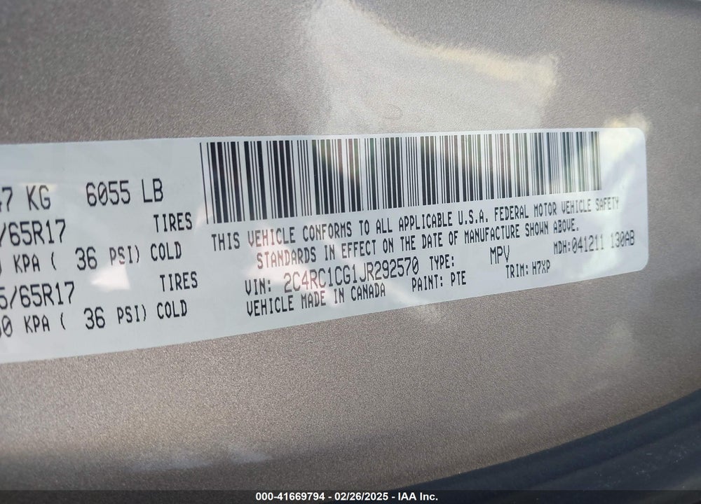 2018 CHRYSLER PACIFICA VIN: 2C4RC1CG1JR292570