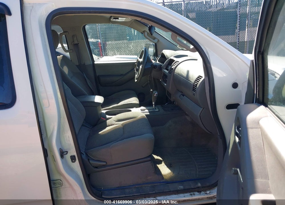 2013 NISSAN FRONTIER VIN: 1N6AD0ER7DN721597