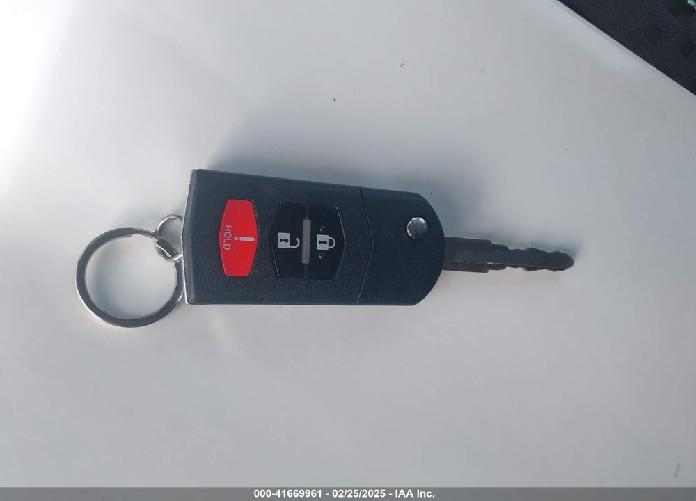 2011 MAZDA MAZDA2 VIN: JM1DE1HZXB0106633