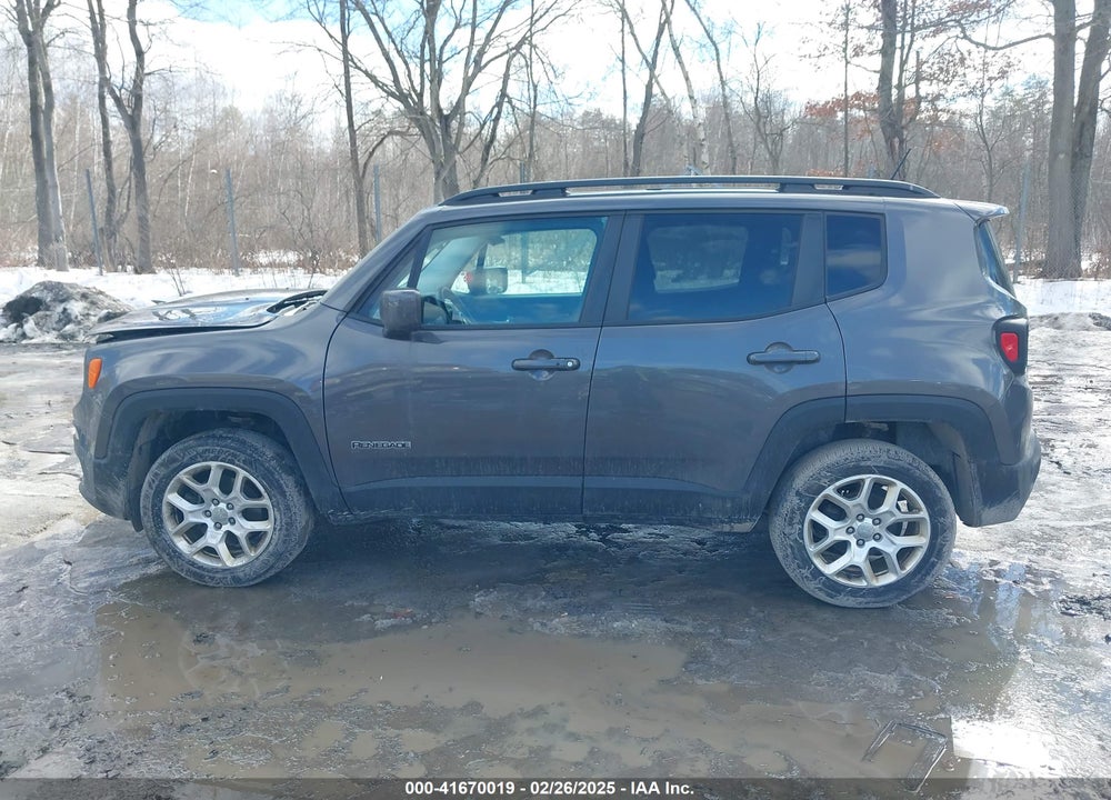 2016 JEEP RENEGADE VIN: ZACCJBBT2GPE40576