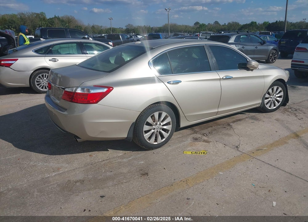 2014 HONDA ACCORD VIN: 1HGCR2F87EA205247