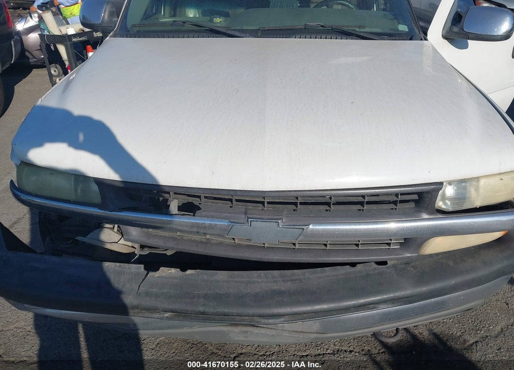2000 CHEVROLET SILVERADO 1500 LS VIN: 2GCEC19T0Y1209822
