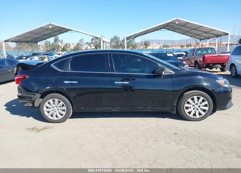 2017 NISSAN SENTRA VIN: 3N1AB7AP7HY261570